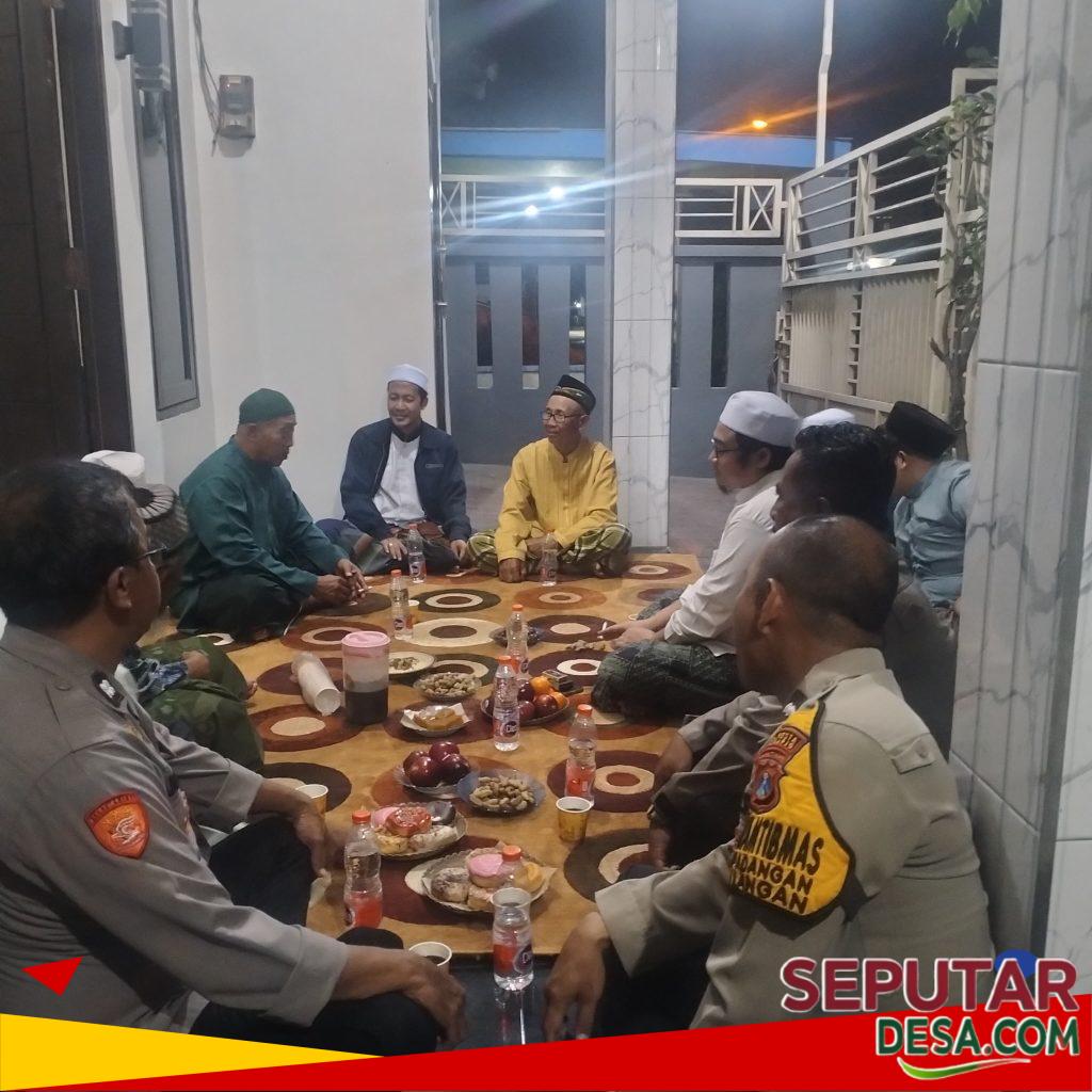 Polsek Tulangan Silaturahmi Kamtibmas dengan Tokoh Desa Gelang