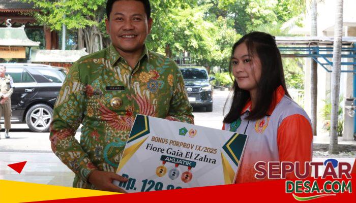 Bupati Subandi Serahkan Bonus Atlet Porprov IX: Pemkab All Out Dukung Pembinaan Olahraga