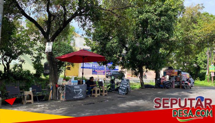 Menikmati Pagi di Tepi Sungai Sidoarjo, Warung Kopi Sederhana Jadi Ruang Singgah Warga