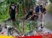 Cegah Longsor, Babinsa Koramil Gempol dan Warga Bangun TPT di Jalan Poros Desa