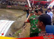 TNI Hadir, Lomba Skylot di Lekok Berlangsung Aman dan Semarak