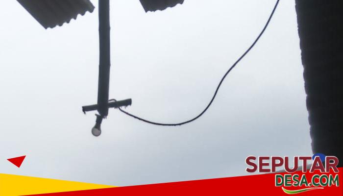 Angin Puting Beliung Terjang Desa Blimbing, Tiga Rumah Warga Rusak