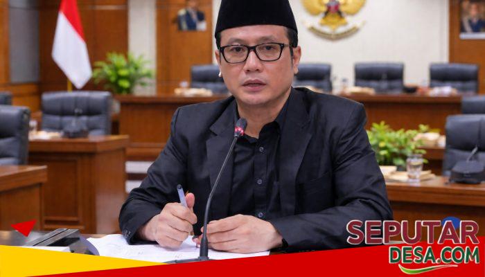 Adab di Atas Ilmu: Krisis Etika dalam Dunia Politik