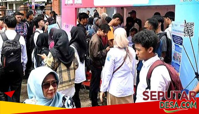 Pengangguran di Kabupaten Cirebon Turun, Disnaker Catat Serapan 12 Ribu Tenaga Kerja