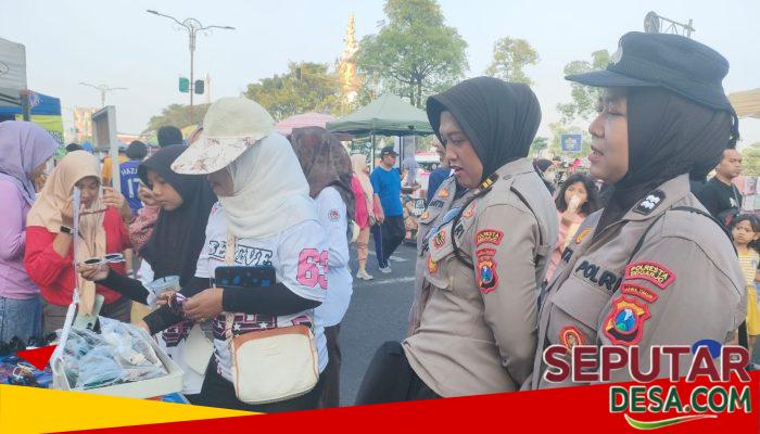 Polwan Polresta Sidoarjo Humanis dalam Pengamanan Car Free Day Alun-alun