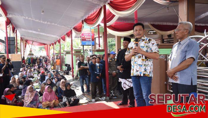 Heboh Puluhan Sajen Mirip Keranda Ditutup Jarik Diarak Warga Wonoayu Sidoarjo, Bupati Subandi Ikut Turun Desa!