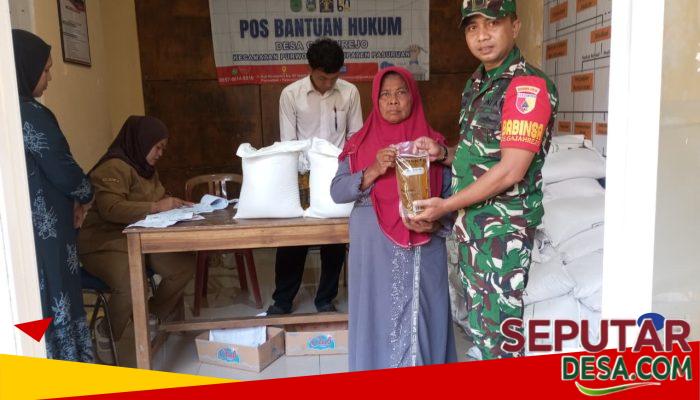 Babinsa Purwodadi Dampingi Penyaluran Bantuan Pangan 2026, Wujud Kepedulian Pemerintah kepada Masyarakat