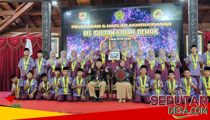 MI Sultan Fatah Demak Gelar Haflah Akhirussanah, Bekali Lulusan dengan Akhlakul Karimah