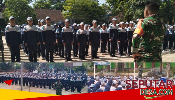 Bekali Siswa Prakerin dengan Wawasan Kebangsaan, Koramil 0819/20 Gempol Tanamkan Disiplin dan Mental Tangguh