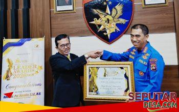 Komitmen Layani Masyarakat dan Jaga Perairan, Kombes Nurodin Terima Influential Leader Awards