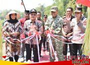 Peresmian Jembatan Gantung Perintis Garuda di Desa Cingkrong