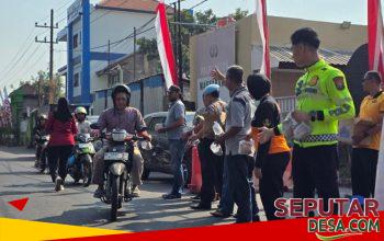 Polsek Waru Gelar Jumat Berkah, Bagikan Ratusan Paket Nasi dan Air Minum untuk Masyarakat