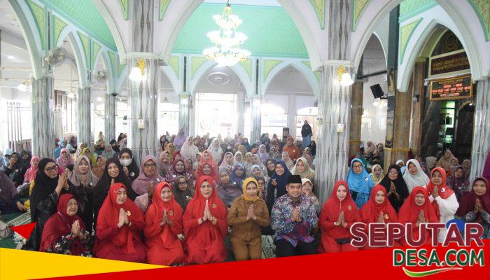 Hadiri Pengajian Rutin di Pondok Jati, Wabup Mimik Idayana Titip Doa dan Wanti-Wanti Bahaya Pergaulan Bebas