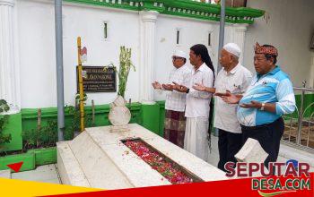 Ziarah ke Makam KH Wahab Hasbullah, Cak Shodiq Monata dan Tokoh Jombang Perkuat Silaturahmi