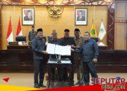 Bupati Sidoarjo Serahkan Tiga Raperda Strategis ke DPRD Sidoarjo