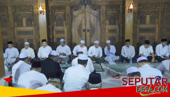 Ribuan Jamaah Hadiri Majelis Dzikir dan Haul Hj. Suciati di Desa Paparejo