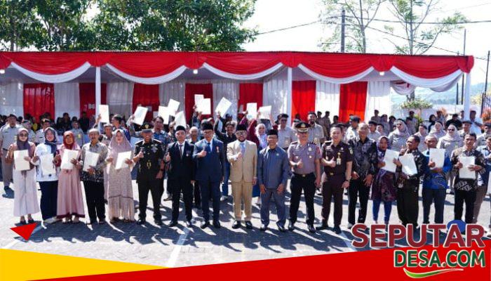 100 Sertifikat PTSL Diserahkan di Kota Batu, Warga Torongrejo dan Bulukerto Kini Miliki Kepastian Hukum