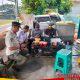 Babinsa Pandaan Dampingi Penyaluran Bantuan untuk Korban Kebakaran di Kutorejo