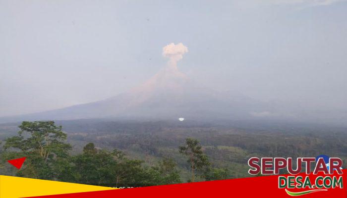 Semeru Meletus Tiga Kali dalam Hitungan Jam, Warga Diminta Jauhi Besuk Kobokan