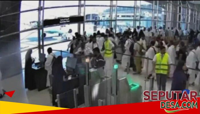 Kemenhaj Imbau Jemaah Umrah WNI Waspada Usai Serangan di Bandara Riyadh